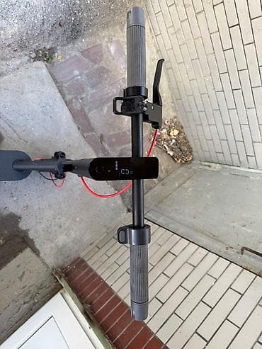 Motonəqliyyat: İki ayın skuteridir.Heç bir problemi yoxdur,az sürülüb,tam — 2