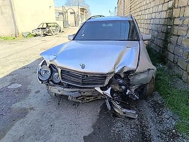 Mercedes-Benz E-Class: 2.4 l | 1998 il Universal