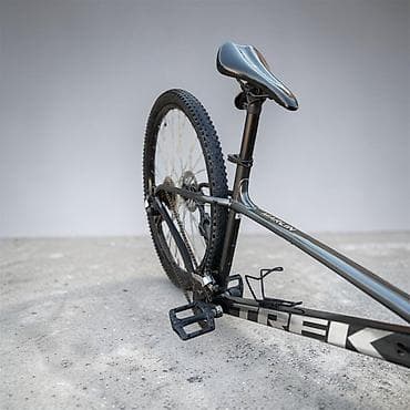 29 velo: Trek Marlin dağ velosipedi - Çərçivə: yüngül alüminium hardtail — 3