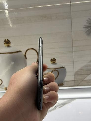 iphone kreditle: IPhone SE, 128 GB, Qara, Barmaq izi — 7