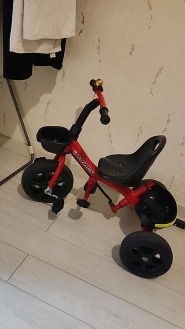 Velosiped Tezedi hediyye verilib,arxada valideyin surmey ucun ruckasi lalafo.az -da Velosiped Tezedi hediyye verilib,arxada valideyin surmey ucun ruckasi