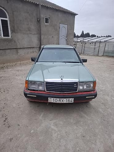 Mercedes-Benz 190 (W201): 2 l | 1991 il Sedan