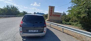 maşın oturacaq uzluyu: Renault Scénic minivan - Kuzov: 5 qapılı, tünd boz/gümüş iki rəngli — 3