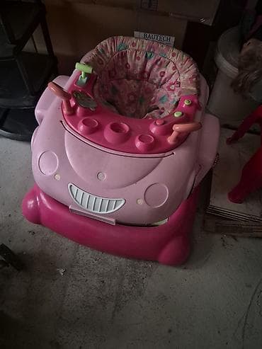 Oğlan və qız üçün, Dördbucaq, Beşik, Matras ilə, Yellənmə mexanizm ilə