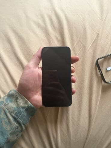 i̇phone 6 ekran: IPhone 14, 128 GB, Face ID — 3