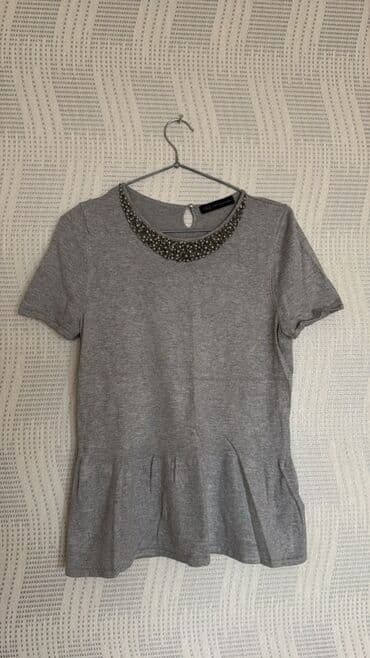 женские футболки и майки в полоску: Qadın geyimləri dəsti 1) Boz trikotaj sviter - Rəng: açıq boz - — 2