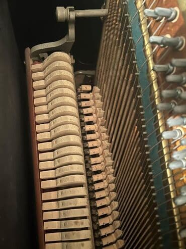 loro piana baku: Kuzbass upright piano - Korpus: parlaq qara rəngdə klassik vertikal — 7