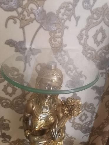 şuşə stollar: Açılmayan, Şüşə, Yumru masa — 5