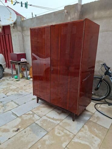 Qarderob, paltar dolabı