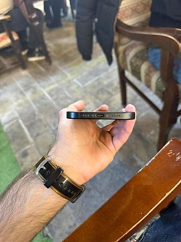 ayfon 22: IPhone 15, 128 ГБ, Black Titanium — 5