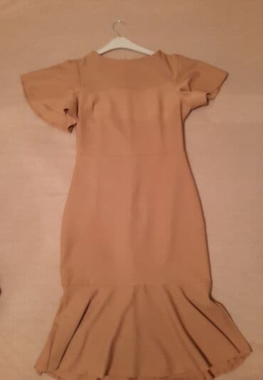 hicab geyimləri: Bej don satilir 1 defe fotosessiya geyinilib 2 saatligina eynide — 5