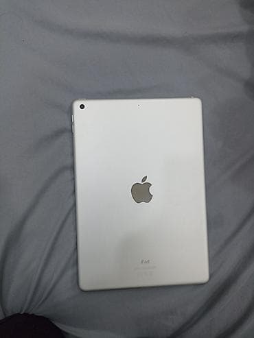 ipad mini 5 qiymet: İşlənmiş Apple iPad 8 (2020), 10,2", 128 GB — 3