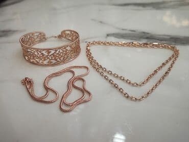 tek qizil gul qiymeti: Ancaq ciddi sexsler elaqe saxliyin!!! Qiymetleri asagida yazilib Elanı — 1