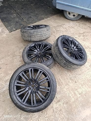 16 disk teker: 4 ədəd təkər-disk komplekti - Disklər: parlaq qara rəngdə, çoxşüalı — 6