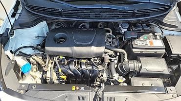 renault megane disk: Kia Rio: 1.6 l | 2019 il Sedan — 6