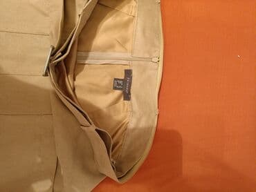 Daraq panellər: Yüngül plaş satılır digər ölkə firmasıdır.Çox az geyilib. Əla — 2