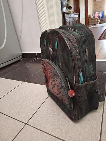 Məktəb çantaları: Qiz üçün ortopedik mektebli çanta-raneç satilir. Yaxşı veziyyetdedir — 4