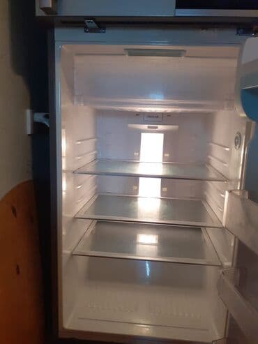 xolodelnik: İşlənmiş 2 qapılı LG Soyuducu Satılır, rəng - Gümüşü, Təkərli — 6