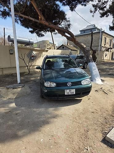 Volkswagen Golf Variant: 2 l | 2001 il Universal