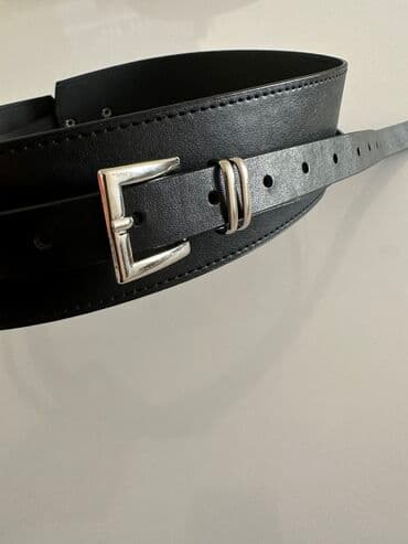 Digər aksesuarlar: 10Azn 
İstehsal Türkiyə
Yenidir 
2cür rəngdədirqara və qəhvəyi — 1