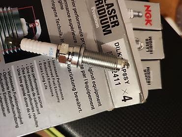 2106 şit: Məhsul: NGK Laser Iridium Premium şam dəsti - Model: DILKAR8P8SY - — 3
