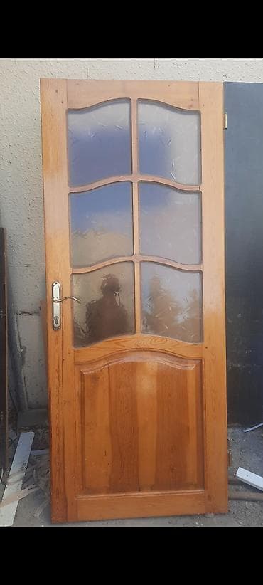 qapi seyif: Qapılar satılır 8 ədəd normal vəziyyətdədirlər qapılarn ölçüləri 2/3 — 1