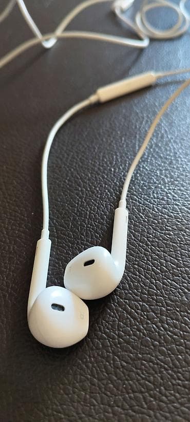 apple ipod touch: İşlənmiş Simli Qulaqcıqlar, Apple, rəng - Ağ — 3