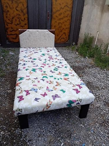 Все для дома и сада: Təzə çarpayılar. 1 nəfərlik çarpayılar 60 manat. 2 nəfərlik taxt 110 — 5
