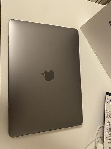 apple watch se 40: İşlənmiş Apple MacBook, 13.3 ", Apple M1, 256 GB, Ünvandan götürmə, Ödənişli çatdırılma — 2