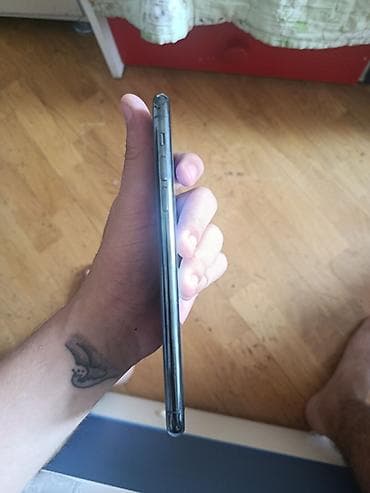 macbook pro 17: IPhone 11 Pro Max, 256 GB, Yaşıl — 3