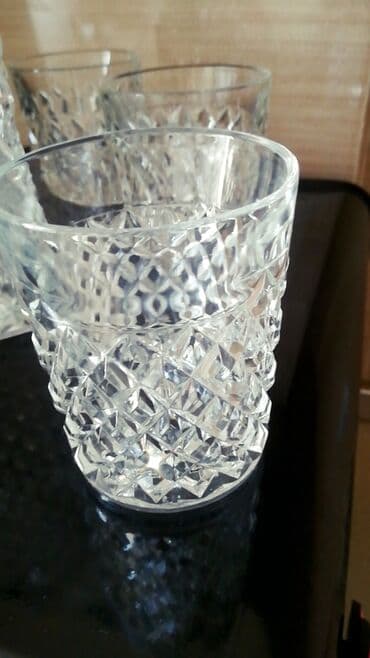 gurcu xengeli satisi: Rəng - Ağ, Xrustal, 7, 1 l, SSRİ — 2