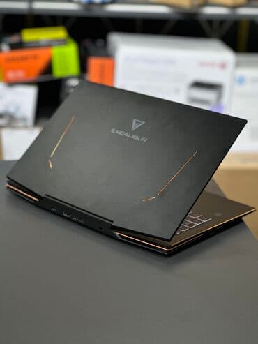 casper notebook: Intel Core i7, 16 GB, 15.6 " — 4