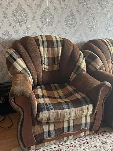 2ci el stul: İşlənmiş, Klassik divan, Divan, Bazasız, Açılmayan — 4