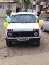 niva surətlər qutusu: VAZ (LADA) 4x4 Niva: 1.7 l | 1998 il 350000 km Kupe — 2