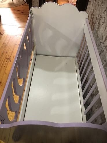 lövhe: Oğlan və qız üçün, İşlənmiş, Dördbucaq, Beşik, Dəstsiz, Matrassız, Yellənmə mexanizmsiz — 2
