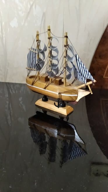efe model 585 qiymeti: Suvenir Gemi satiram 25m — 2