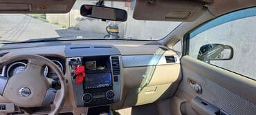 faizsiz kreditlə maşın: Nissan Tiida avtomobili hər gün rahat istifadə üçün nəzərdə tutulmuş — 9