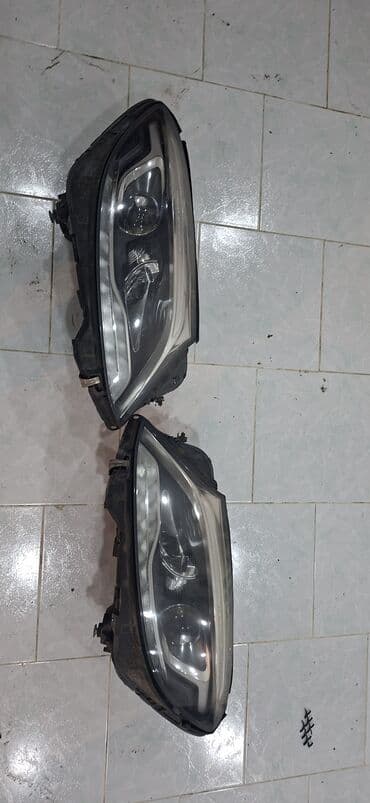 Digər avtomobil ehtiyat hissələri: Eskılas farı ikisi biruerde 200 çanatdır — 1