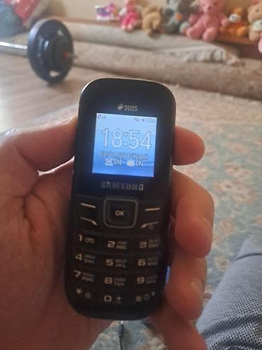 Samsung rəng - Qara, Düyməli lalafo.az -da Samsung rəng - Qara, Düyməli