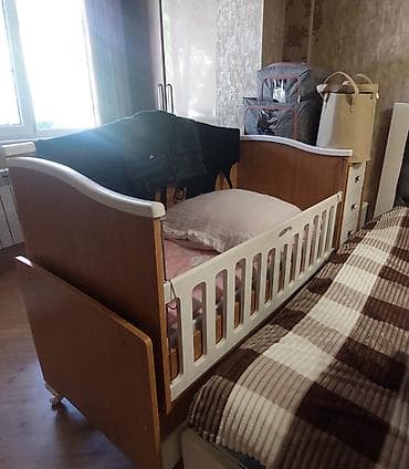 tek dolablar: 2 nəfərlik Çarpayı (sadə rahat Matras daxil ) 4 qapılı Geniş — 2