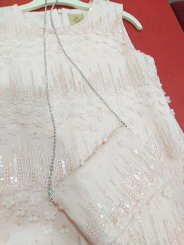 faberlic 8 element qiymeti: 7-9 yaşa qiz ùcun don, cemi 1 defe geyinilib,gabaği biserle išlemedi — 2