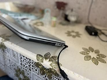 pc ekran kartı: Salam. Tək problemi Ekranda 2 dənə xətt var Yaddaş 256 gb Ram 8 gb — 10