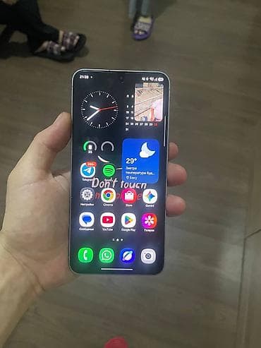 galaxy tab a8: Samsung Galaxy S25 FE, 256 GB, rəng - Qara, İki sim kartlı, Sensor, Barmaq izi — 6