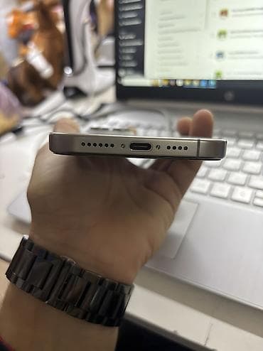 mac pro: IPhone 15 Pro Max, 256 GB, Natural Titanium, Simsiz şarj, Face ID — 7