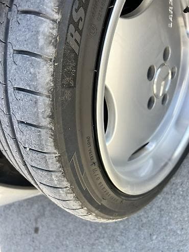 dizel masin: Disk təkər 245 / 40 / R 18, 5 Boltlu — 4