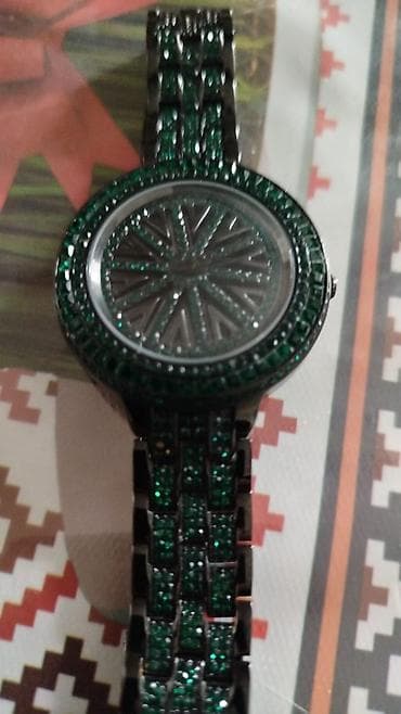 İşlənmiş, Qol saatı, rəng - Qara