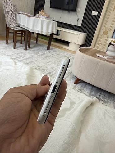 ipon: IPhone SE 2020, Ağ — 3