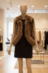 i̇talya istehsalı olan qadın şubaları: Jilet, Celine, L, XL, rəng - Qəhvəyi — 1