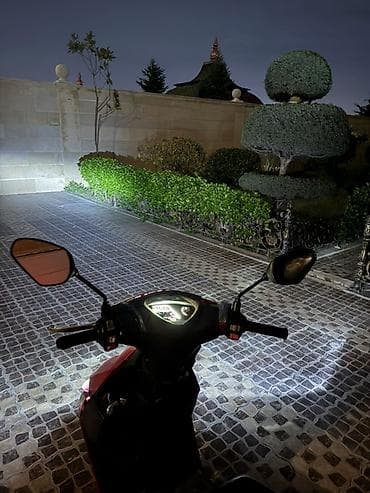 skuter kredit: Moon 80 см3 — 2