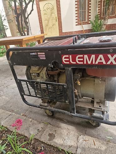 ELEMAX SHT11500 benzin generator - Marka/model: Elemax SHT11500 — 1